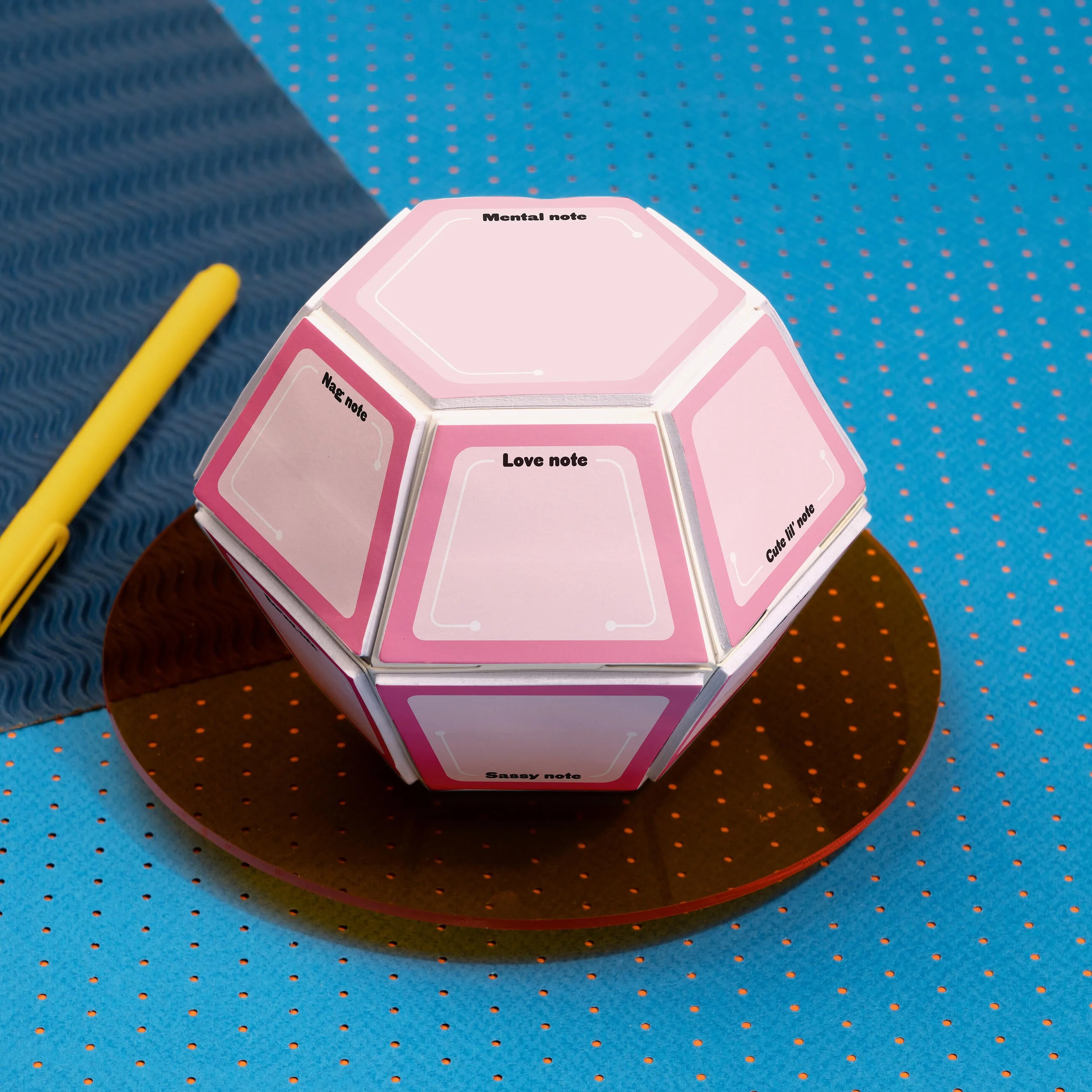 Sticky Note Ball - Image 3