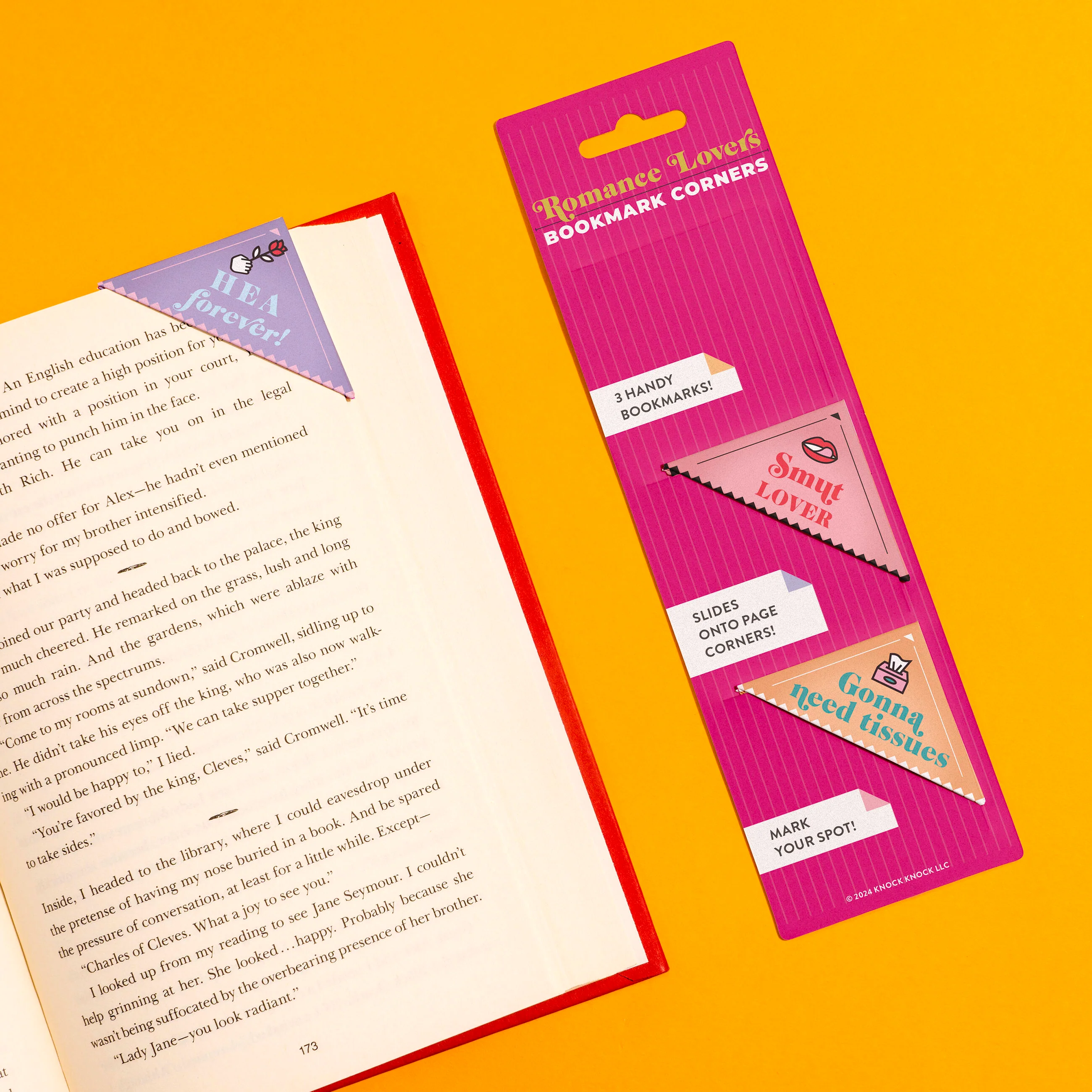 Romance Lovers Bookmark Corners, Set of 3 Unique Cardstock Bookmarks - Image 4